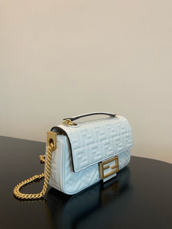 Fendi Baguette Chain Handbag - Light Blue - Image 5