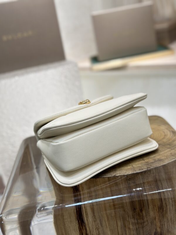 Bulgari Serpenti Reverse Mini Shoulder Bag - White - Image 3