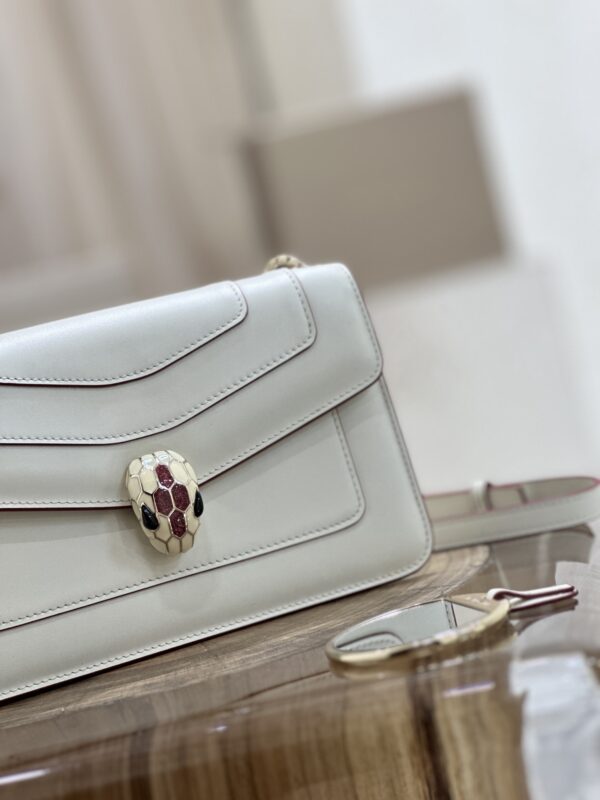 Bulgari Serpenti Forever Shoulder Bag - White With Powder - Image 2