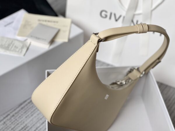 Givenchy Moon Cut Large Armpit Bag - Off White - Image 3